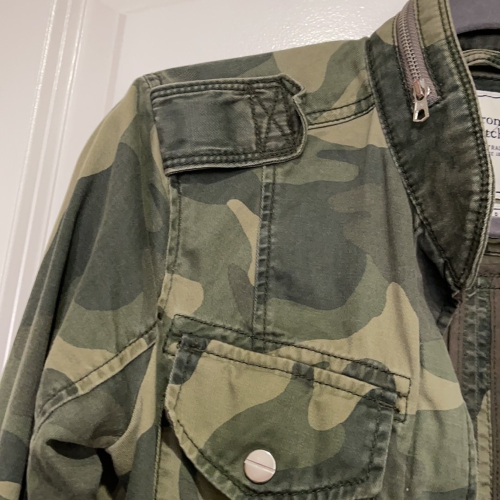 Spring / Fall Utility Jacket - image 3